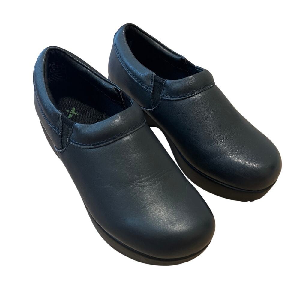 SR MAX NURSING SLIP RESISTANT WORK SHOES SIZE 9 Navy